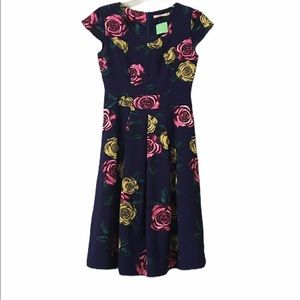 Darling Dress Sz XS Cute Pleated Flare!